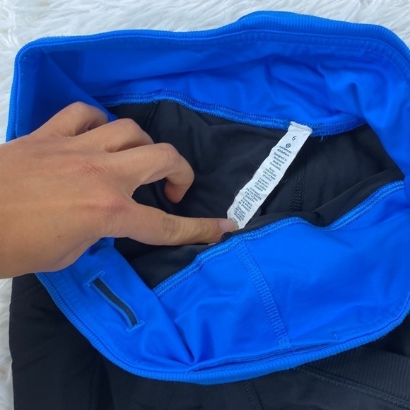 🔥$SALE$🔥 Lululemon Crop Leggings w Side pockets - Picture 3 of 7